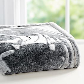 <em>Star Wars</em>™ It's Your Destiny Embossed Throw