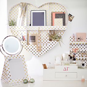 Paper Heart Wall Organizer