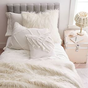 Ivory Pillows and Throw Bundle