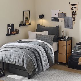 Standard Dorm Trunk (32")