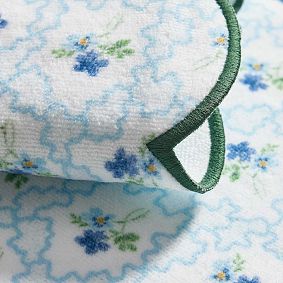 Hill House Home Clematis Scallop Bath Towel