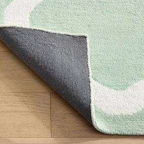 Wiggle Border Rug