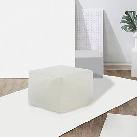 Bouclé Pouf