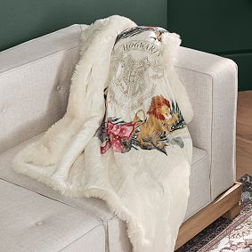 Harry Potter™ Holiday Wreath Heirloom Throw