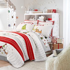 Dr. Seuss's The Grinch™ Quilt
