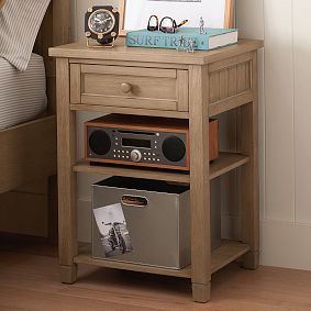 Beadboard Nightstand (21")