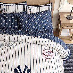 <em>MLB</em>™<em>New York Yankees</em>™ Stripe Organic Sheet Set