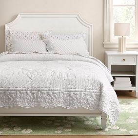 AERIN Garden Quilt