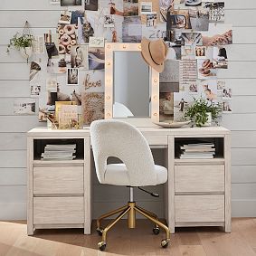 Vanity Marquee Beauty Mirror (18"x27")
