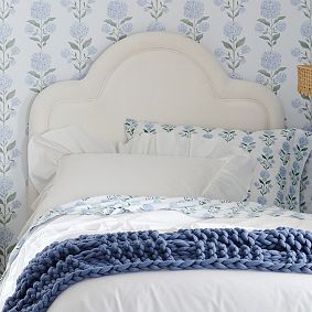 Chelsea Piped No Nails Dorm Headboard