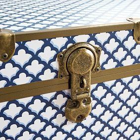 Roller Rabbit Standard Dorm Trunk