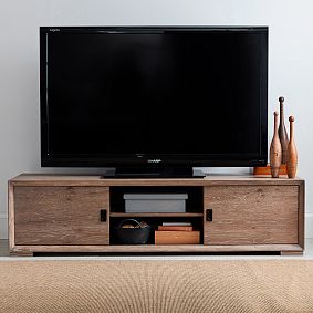 Callum Media Console