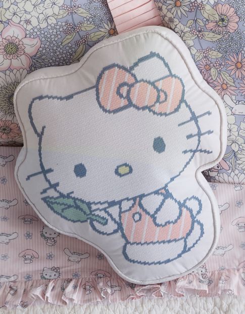 Hello Kitty<sup>®</sup>
