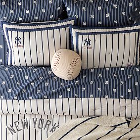 <em>MLB</em>™<em>New York Yankees</em>™ Stripe Organic Sheet Set
