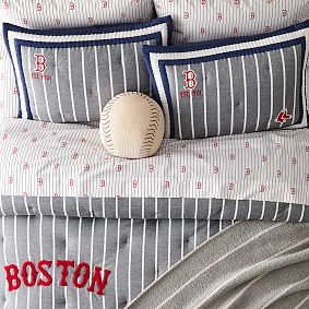 <em>MLB</em>™<em>Boston Red Sox</em>™ Stripe Organic Sheet Set
