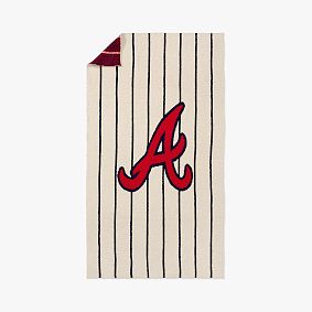 <em>MLB</em>™<em>Atlanta Braves</em>™ Fuzzy Throw