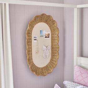 Scallop Woven Oval Pinboard