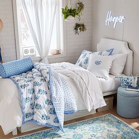 Roller Rabbit Wild Rose Quilt