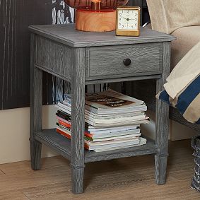 Fairfax Nightstand (17")