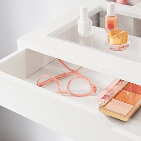 Get Ready Beauty Station (31.75"x12.75")