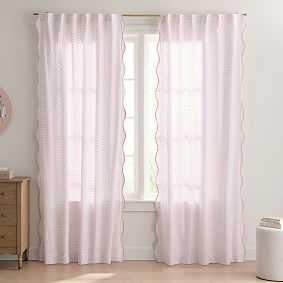 New England Scallop Light-Filtering Curtain