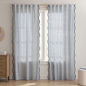 New England Scallop Light-Filtering Curtain