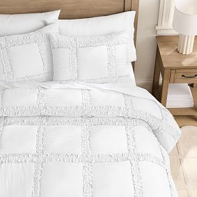 Saltwater Ruffle Check Quilt