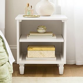 Tate Nightstand (18d")