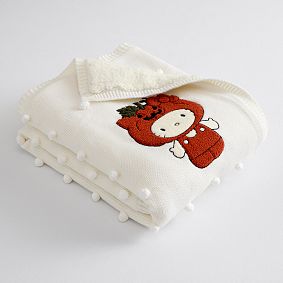 Hello Kitty<sup>&reg;</sup> and Friends Halloween Heirloom Throw