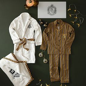 Harry Potter™ Hufflepuff™ House Pajama Set