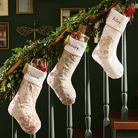 Harry Potter<sup>&trade;</sup> Hogwarts<sup>&trade;</sup> Crest Velvet Stocking