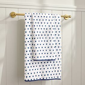Roller Rabbit Hearts Bath Towel