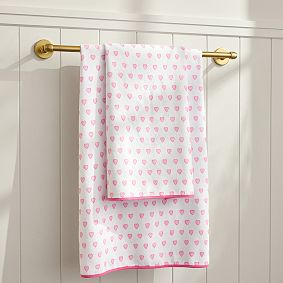 Roller Rabbit Hearts Bath Towel
