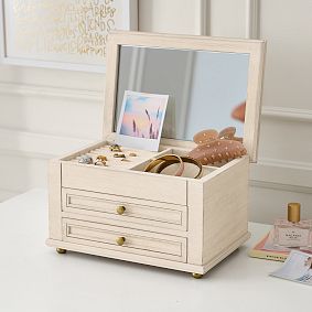 Heritage Jewelry Box