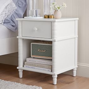 Elsie Nightstand (19")
