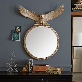 Harry Potter<sup>&trade;</sup> Hedwig<sup>&trade;</sup> Round Mirror