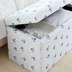 Hill House Home Clematis Scallop Blue Storage Bench