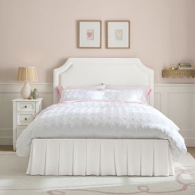Auburn Upholstered Piped Classic Skirted Bed