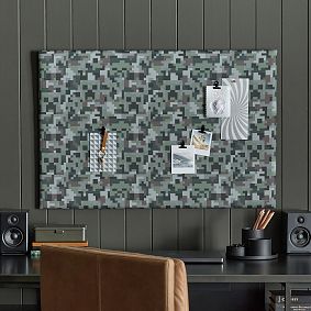 No Nails Minecraft Creeper Pinboard (24"x 36")