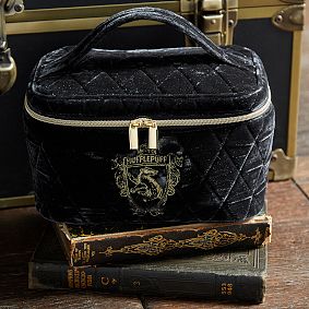 Harry Potter<sup>&trade;</sup> Velvet Train Case