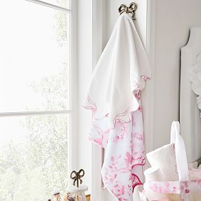 LoveShackFancy Palace Bow Bath Towel
