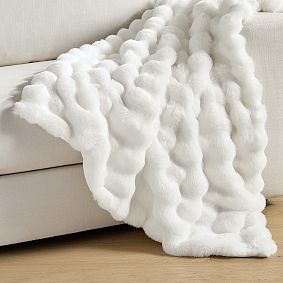 Marshmallow Cozy Throw