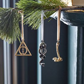 Harry Potter<sup>&trade;</sup> Dark Arts Mini Ornament Set