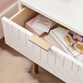 Jennings Nightstand (20")