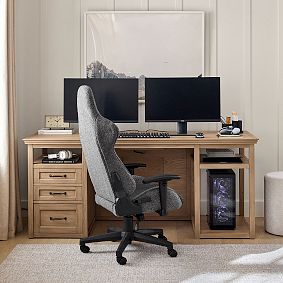 Hampton Smart Gaming Desk (70.5"w x 28"d)
