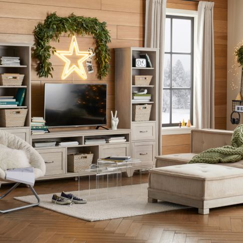 Chill All Day Lounge
