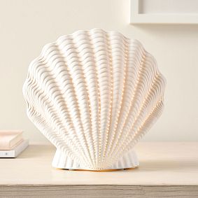 Clamshell Table Lamp (9")