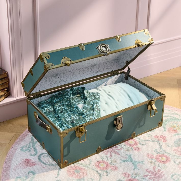 Wicked Standard Dorm Trunk (32