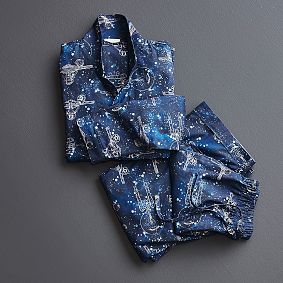 <em>Star Trek</em><sup>&trade;</sup> Loose Fit Pajama Set