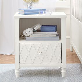 AERIN Lattice Nightstand (21")